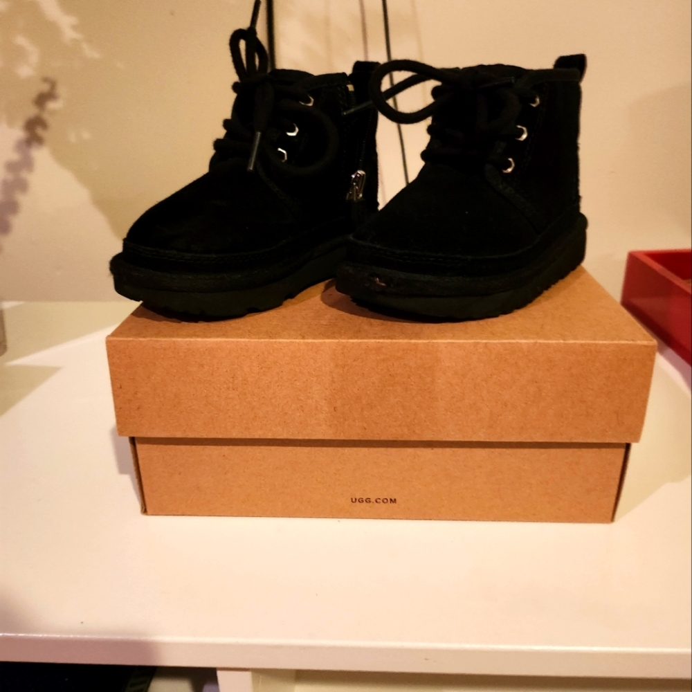 Ugg toddler winter boots